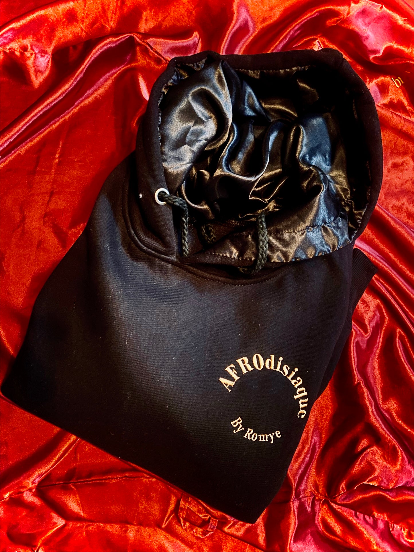 AFROdisiaqueR Hoodie in BLACK