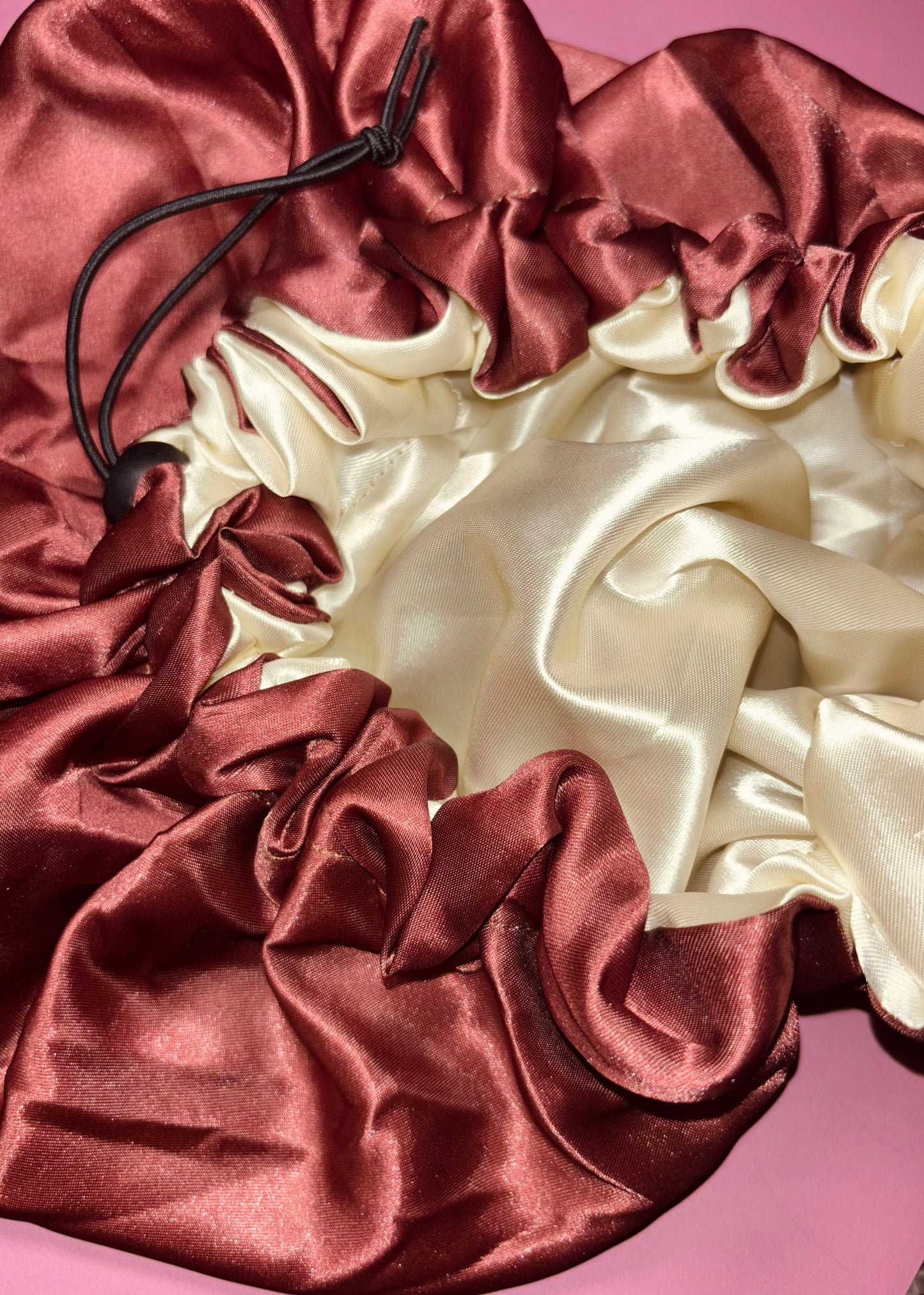 ReversibleR Satin bonnets